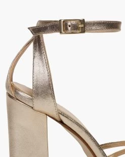 Sandalia Vittorina Block Dorado -Lady Pipa 1 2 575ce47b f933 453d 837d a01943b80624