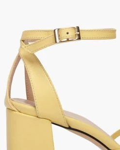 Sandalia Vittorina Petite Amarillo -Lady Pipa 2 2 f858f4d4 9a7b 4eef 84a8 5484924d82c8