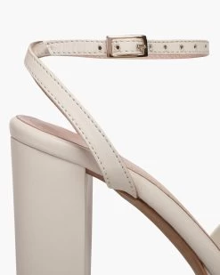 Sandalia Georgia Blanco -Lady Pipa 3 2 783e4bca b08e 4712 9a7d a1a2a0659419