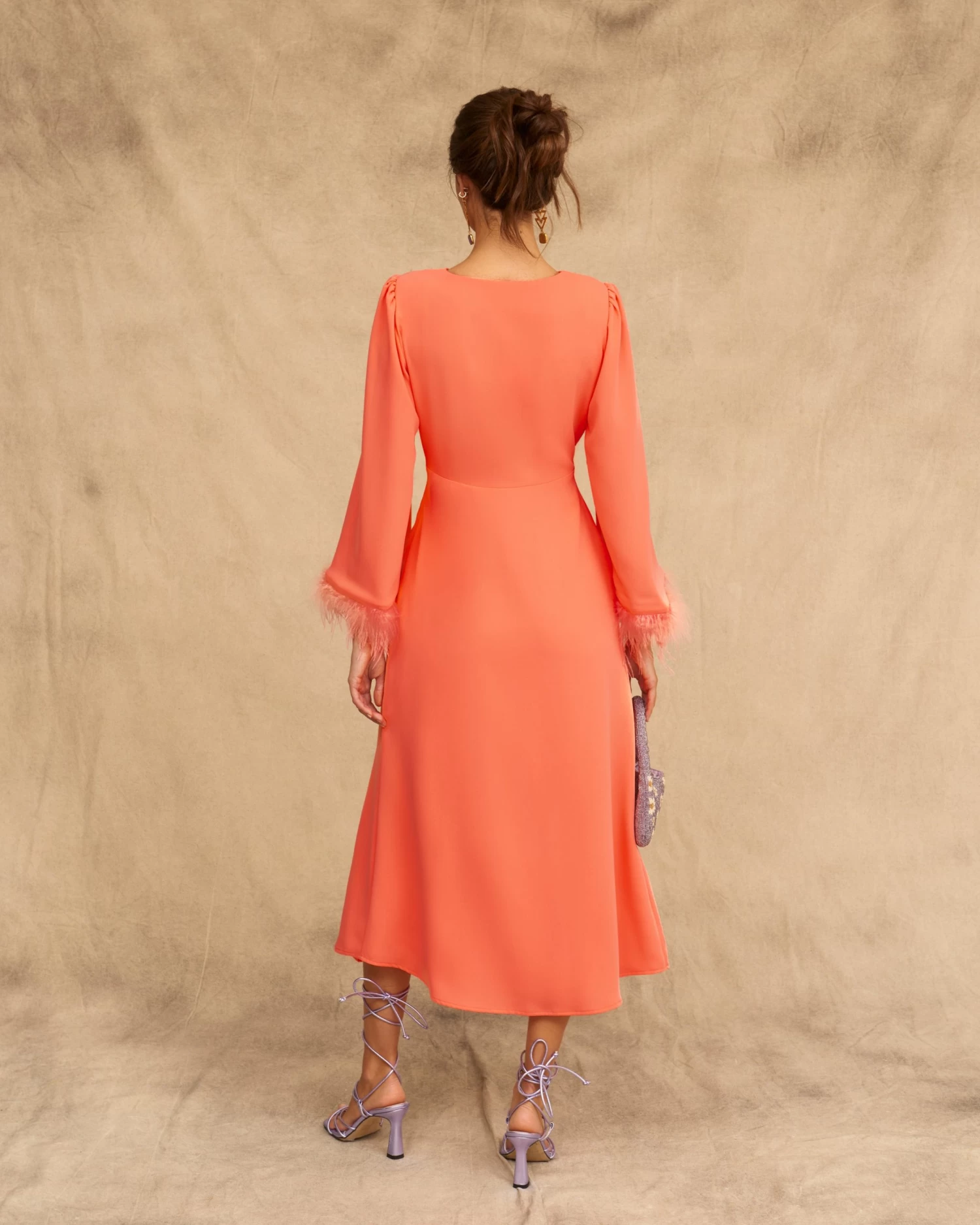 Vestido Marabú Coral 7 Vestido Marabú Coral - Imagen 5