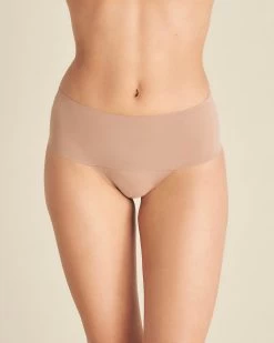 Tanga Invisible Moldeador Praliné De SPANX