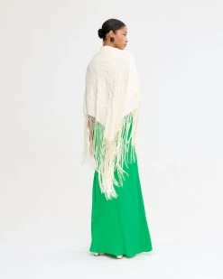 Mantón De Manila Crudo -Lady Pipa ROSAE VERDE 3740